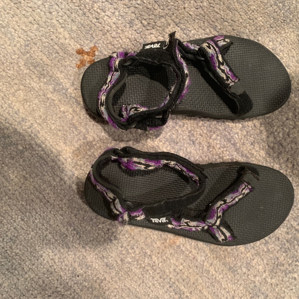 Teva Sandals Women's Size 8.5
